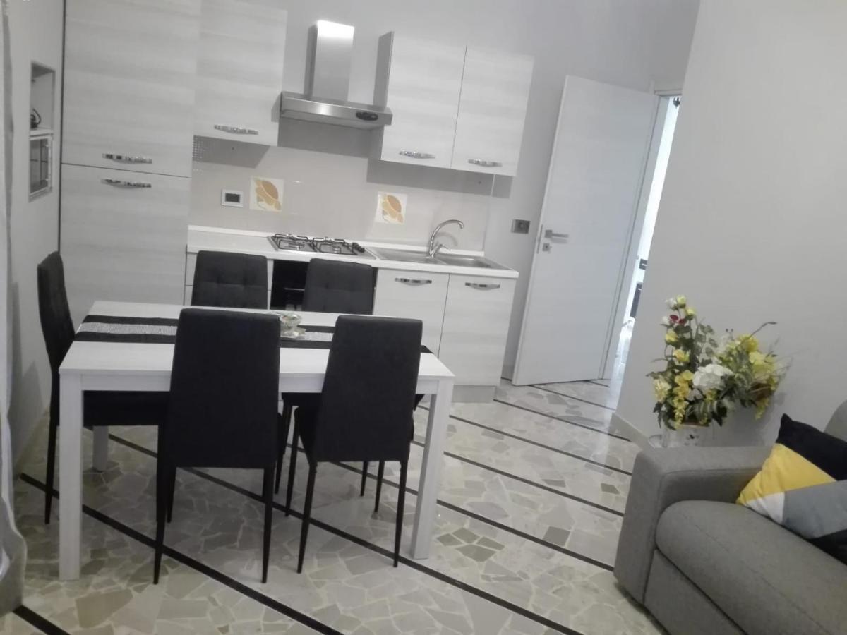 Ylli House Sanremo Apartment ภายนอก รูปภาพ